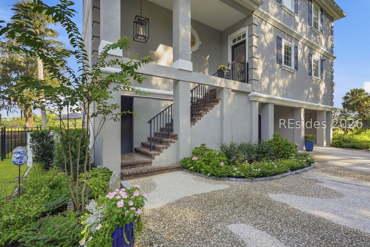 35 Silver Oak Drive - Photo 1