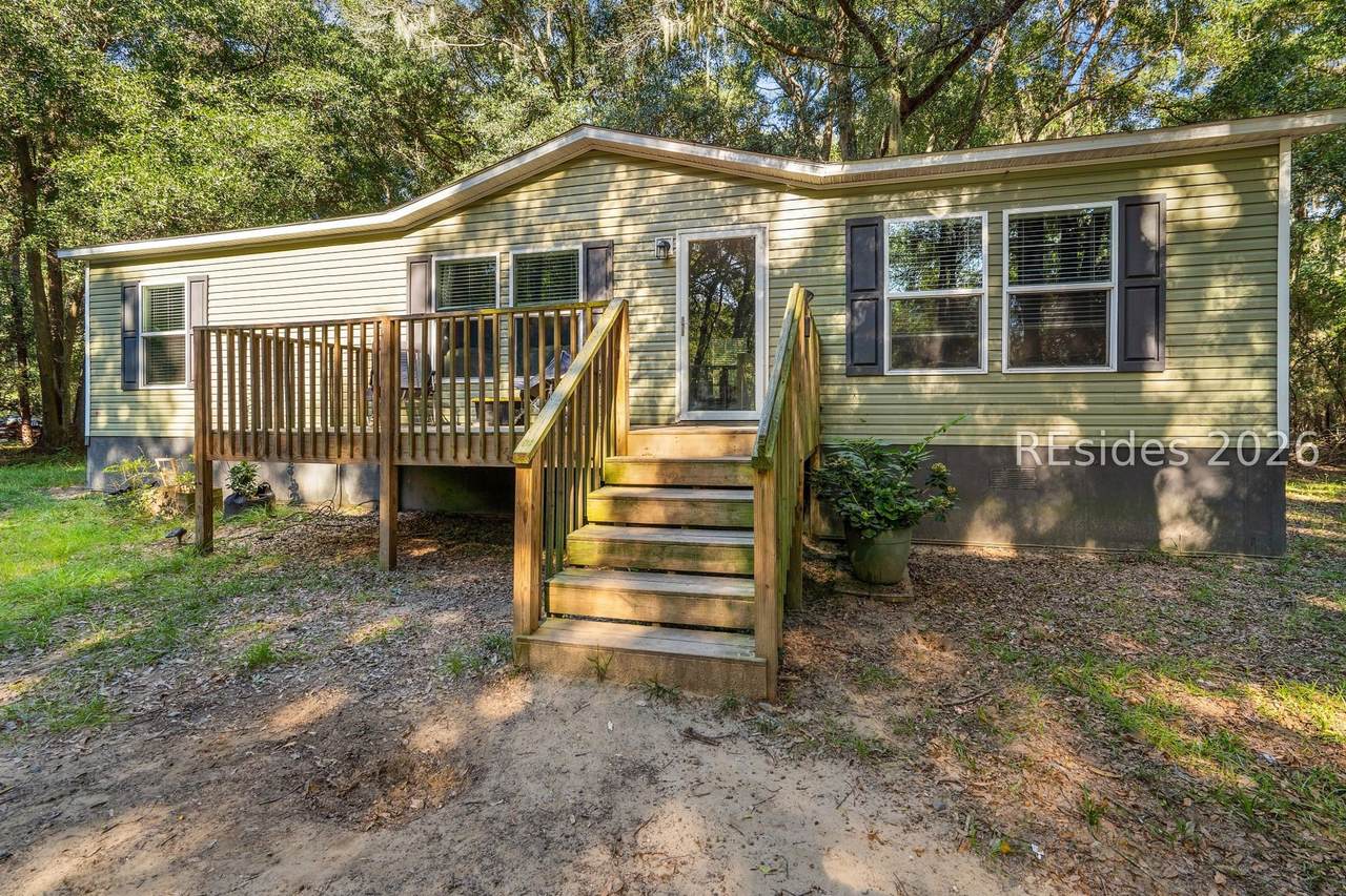 17 Harold Drive - Photo 1