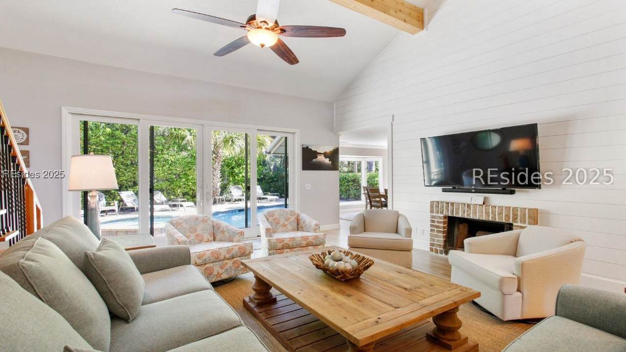 7 Strath Court - Photo 1