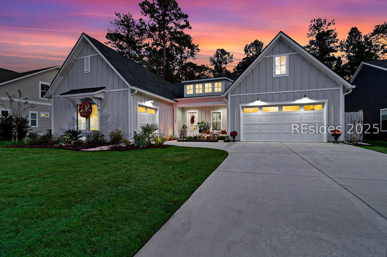 633 Firethorn Lane - Photo 1