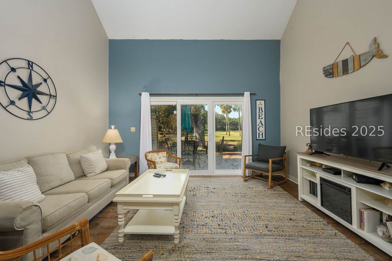 113 Shipyard Drive - Photo 1