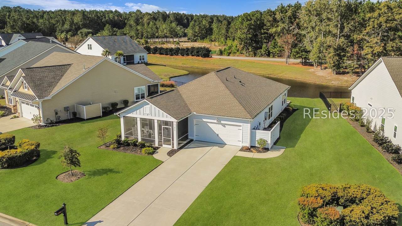 213 Clearwater Walk - Photo 1