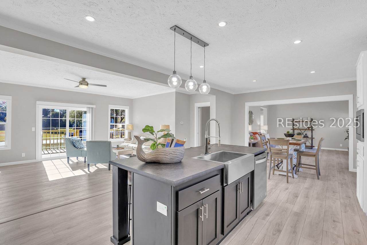 15 Vine Street - Photo 1