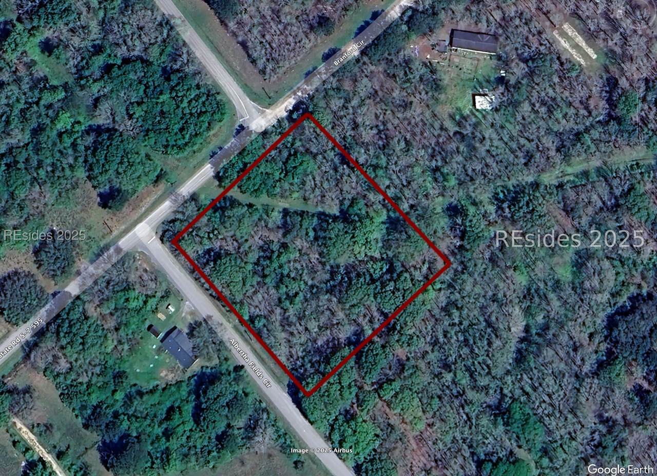 7 Albertha Fields Circle - Photo 1