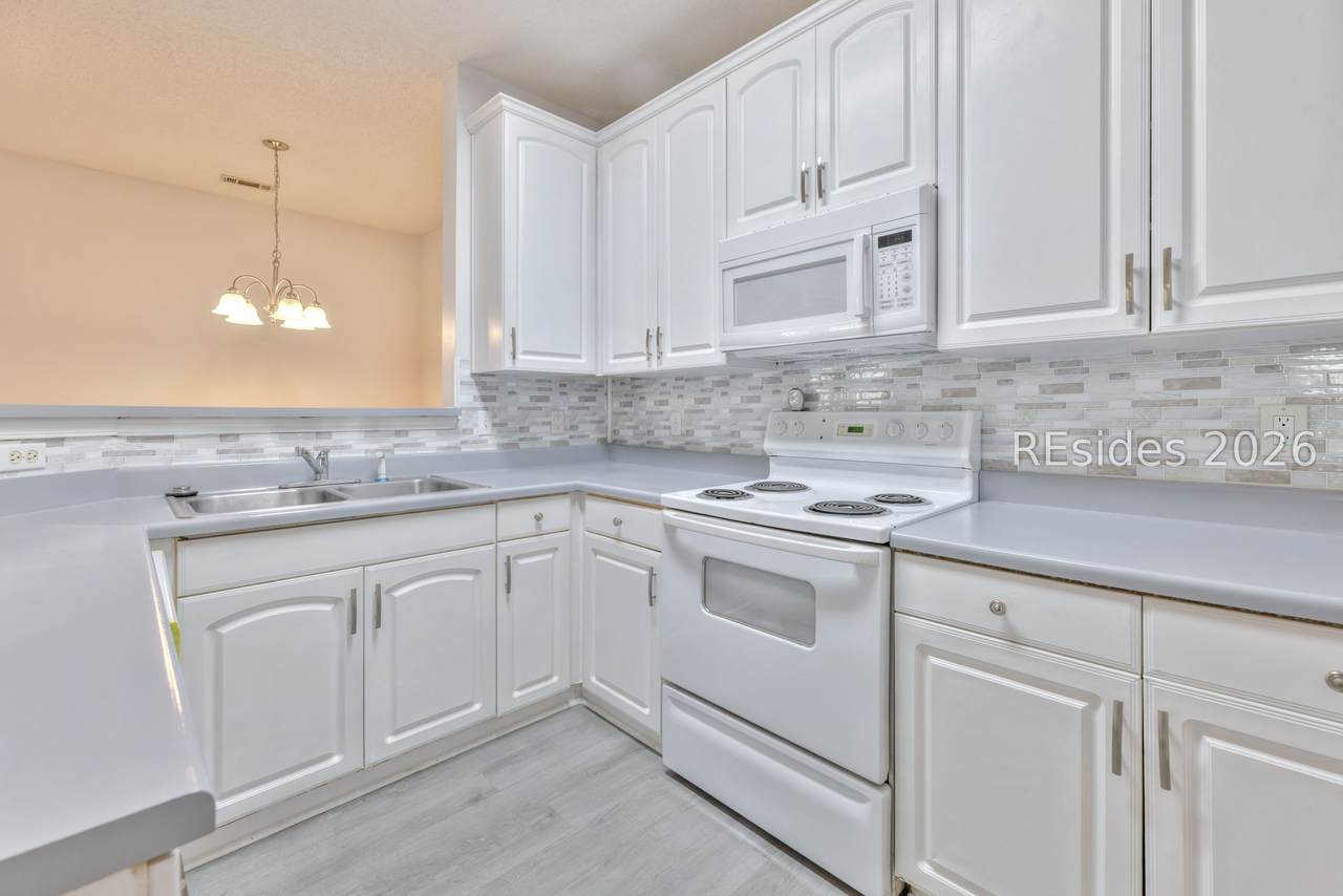 100 Kensington Boulevard - Photo 1