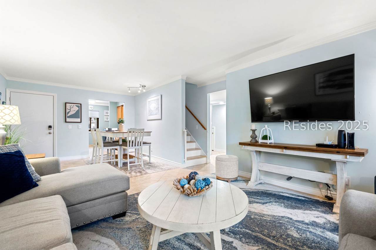 25 Deallyon Avenue - Photo 1