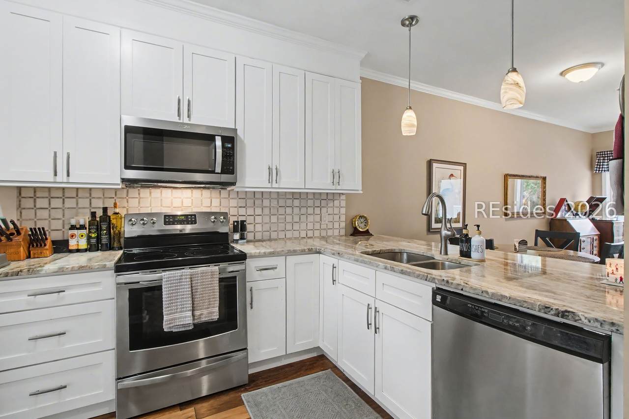 10 Yacht Cove Drive - Photo 1