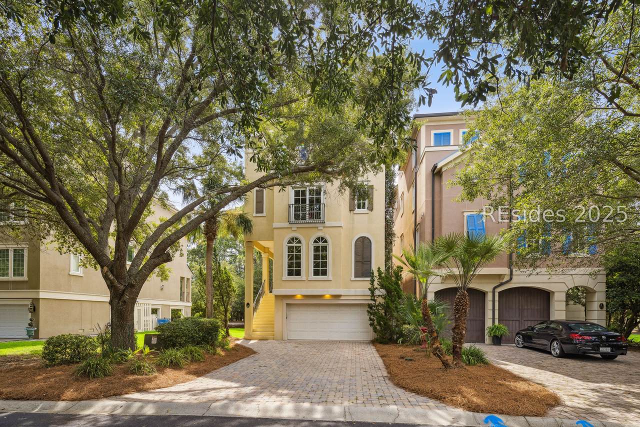 17 Corrine Lane - Photo 1