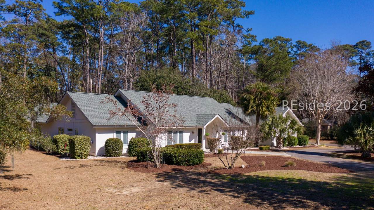 6 Amberly Lane - Photo 1