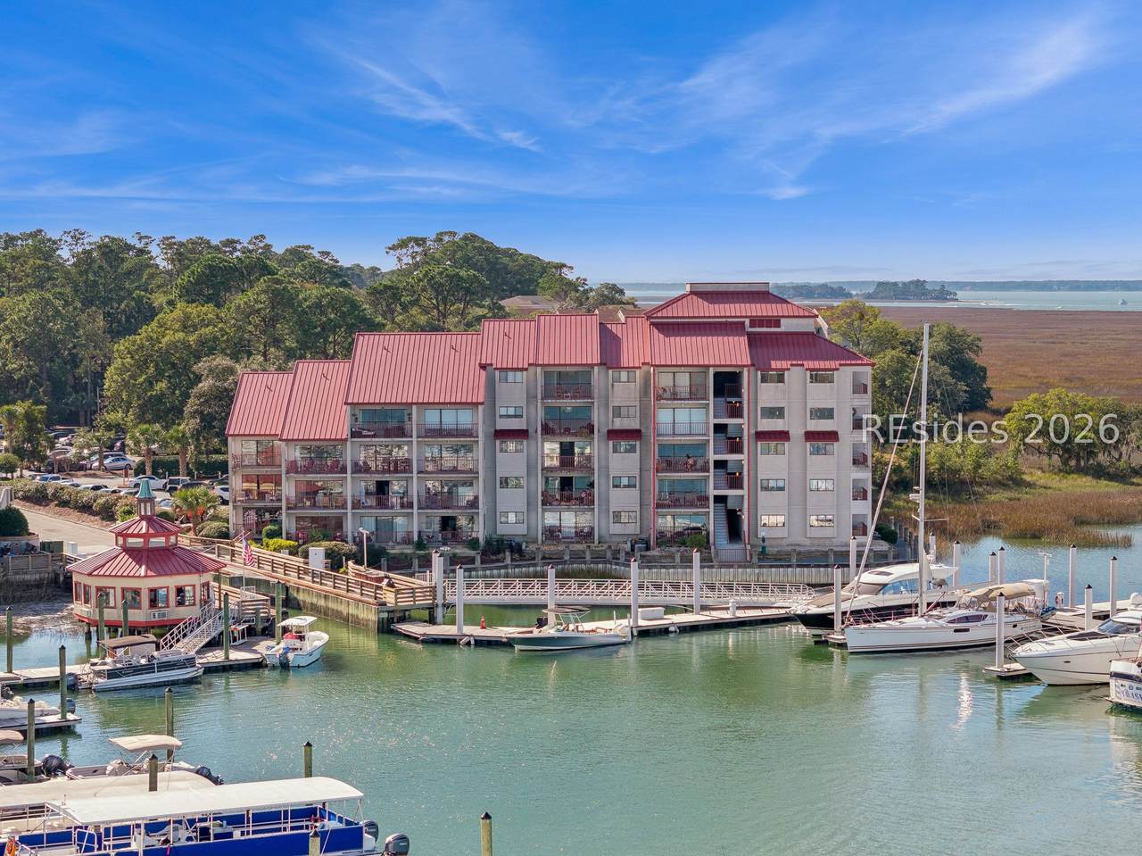 100 Helmsman Way - Photo 1
