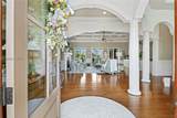 8 York Circle - Photo 5