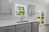6 Josselson Street - Photo 11