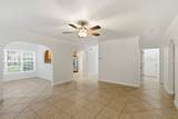 11 Kings Court - Photo 14