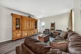 262 Holiday Street - Photo 14