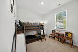 262 Holiday Street - Photo 17
