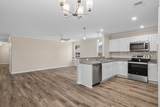 907 Ridgeland Lakes Drive - Photo 8