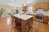 748 Knollwood Court - Photo 15