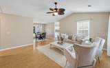 8 Shiney Leaf Court - Photo 4