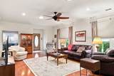 24 Doncaster Lane - Photo 6
