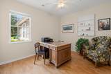 340 Hampton Place - Photo 19