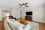 696 Knollwood Court - Photo 15