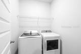 271 Hiatus Court - Photo 25