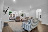 44 Circlewood Drive - Photo 8