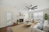 624 College Park Circle - Photo 1