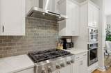 209 Foxbriar Court - Photo 10