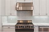 6 Brenton Court - Photo 6