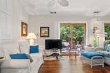 10 Hollyberry Lane - Photo 10