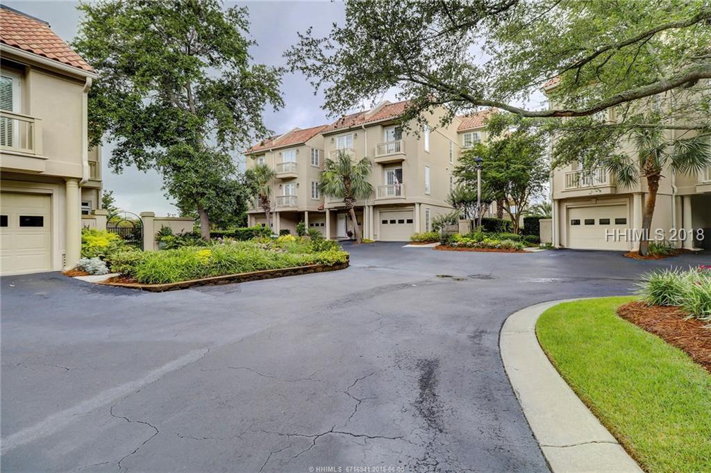 10 Newport Drive - Photo 1