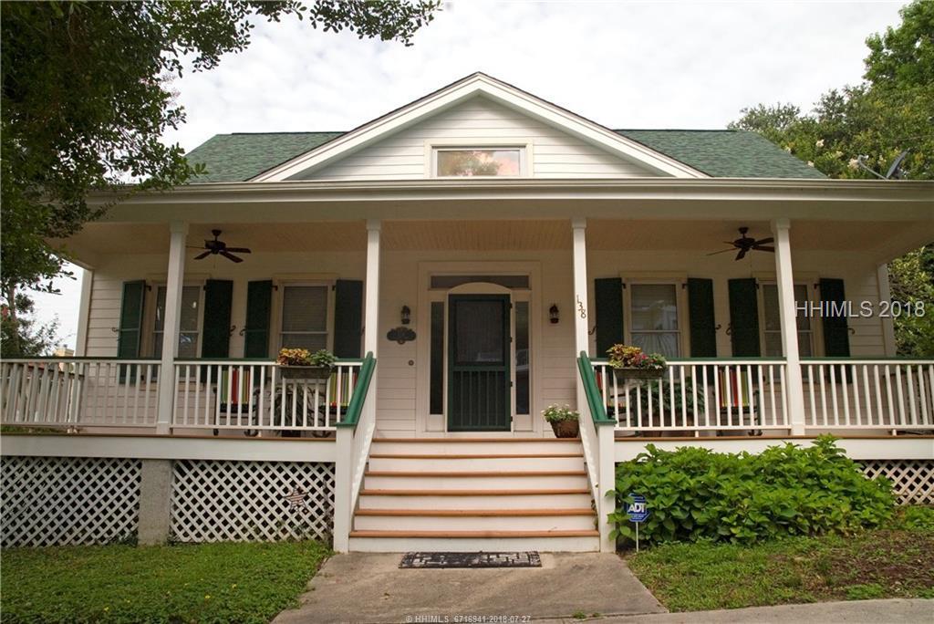 138 Prescott Drive - Photo 1