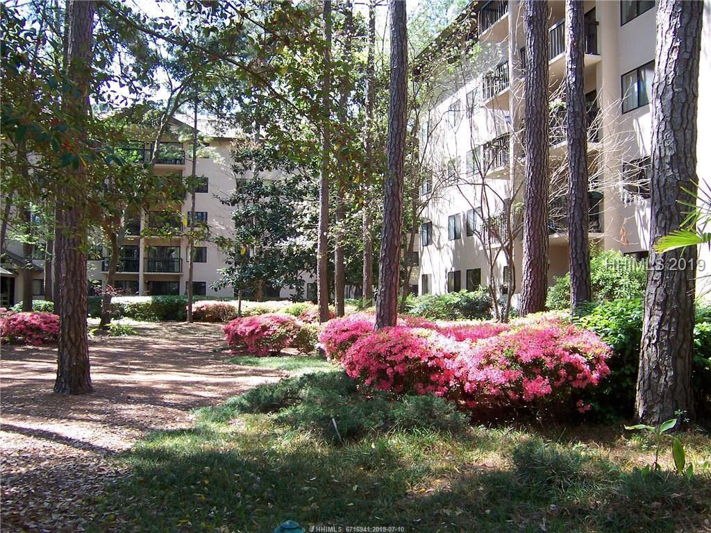 300 Woodhaven Drive - Photo 1