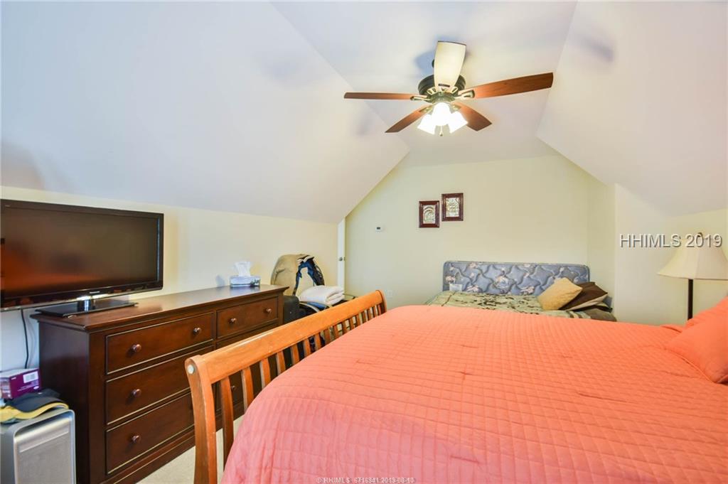 7 Ashbourne Court - Photo 1