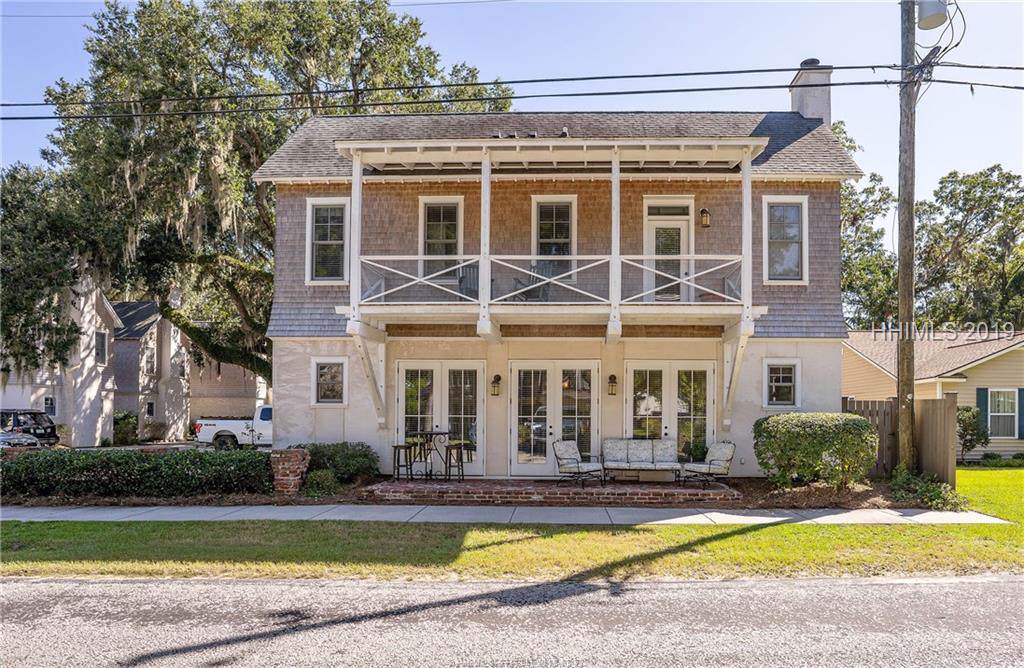 905 16th Street - Photo 1