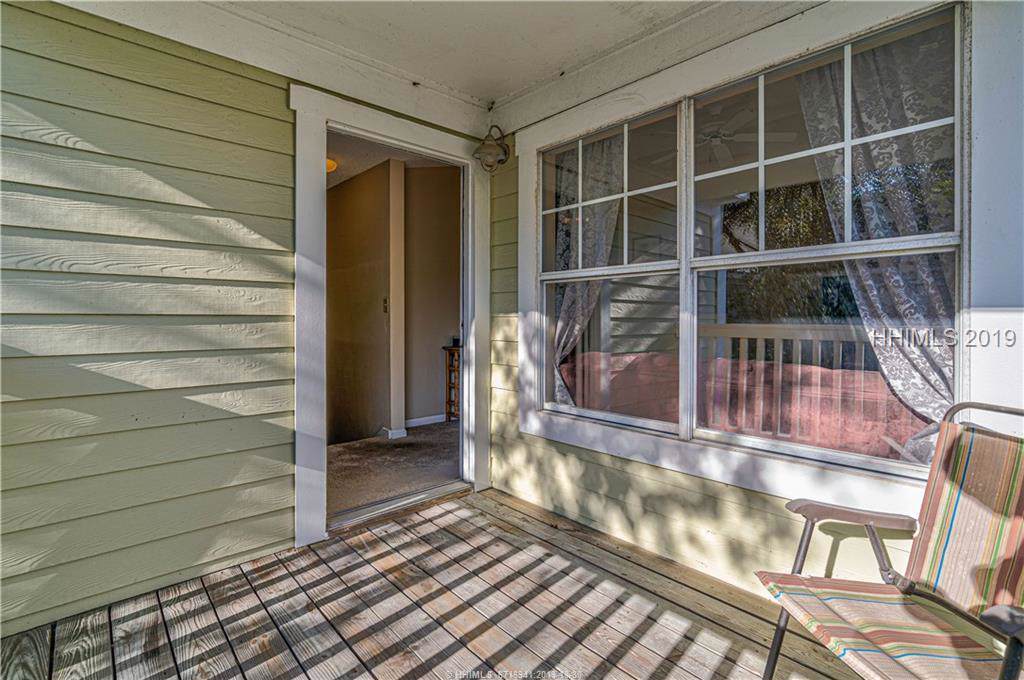 20 Old South Court - Photo 1