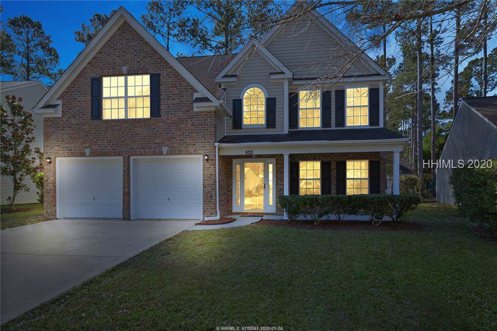 249 Hitching Post Crescent - Photo 1