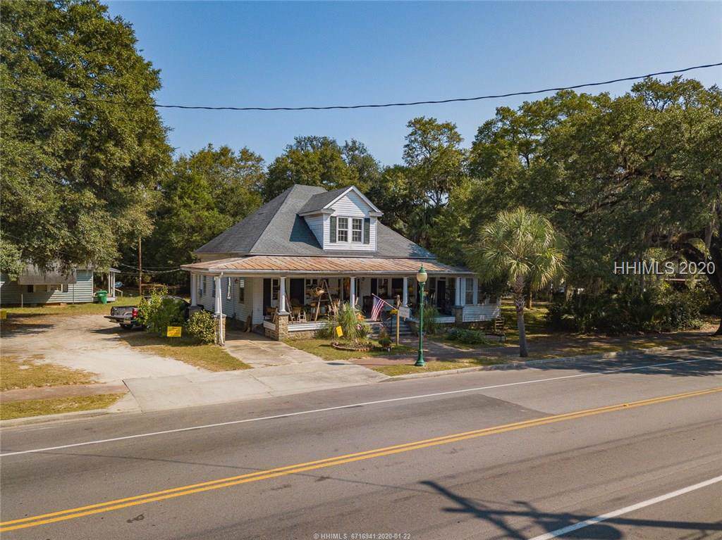 7915 Main Street - Photo 1