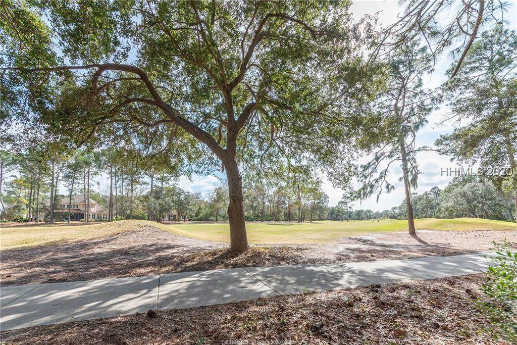 385 Fort Howell Drive - Photo 1