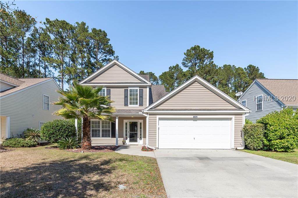 236 Hitching Post Crescent - Photo 1
