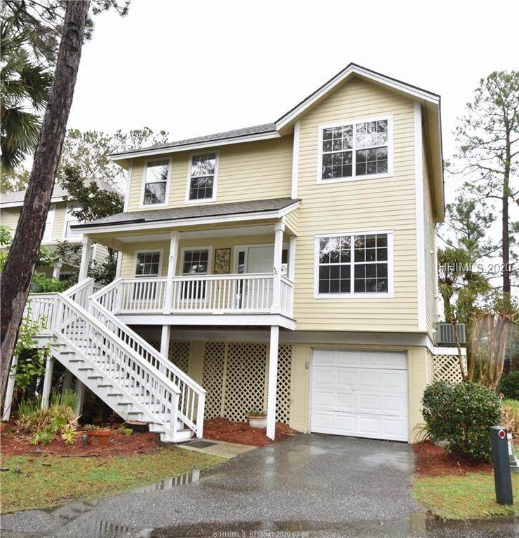 21 Pine Burr Road - Photo 1