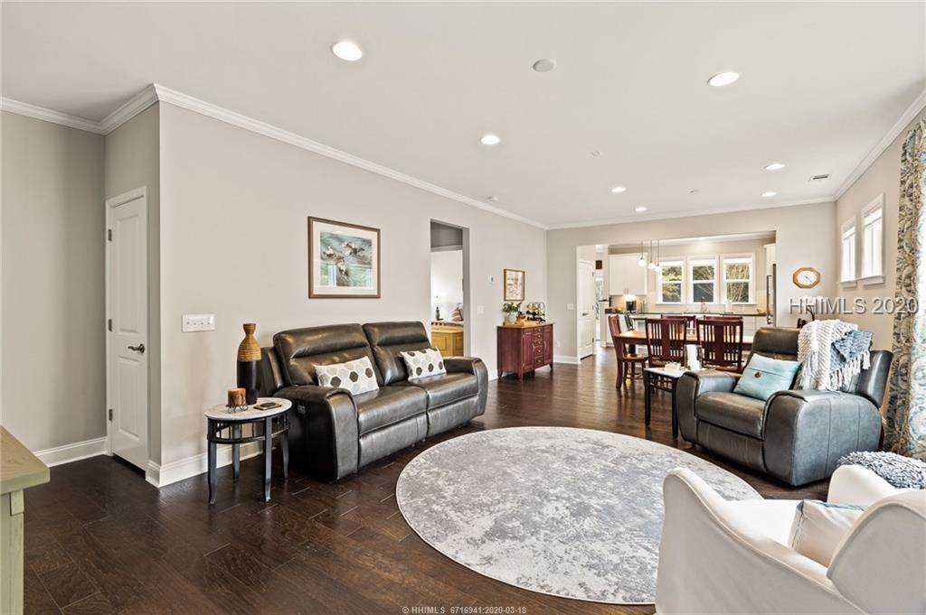 1036 Gleneagle Court - Photo 1
