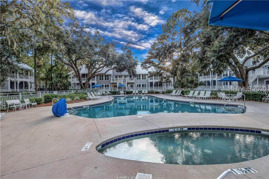 14 Wimbledon Court-#504-3 - Photo 1