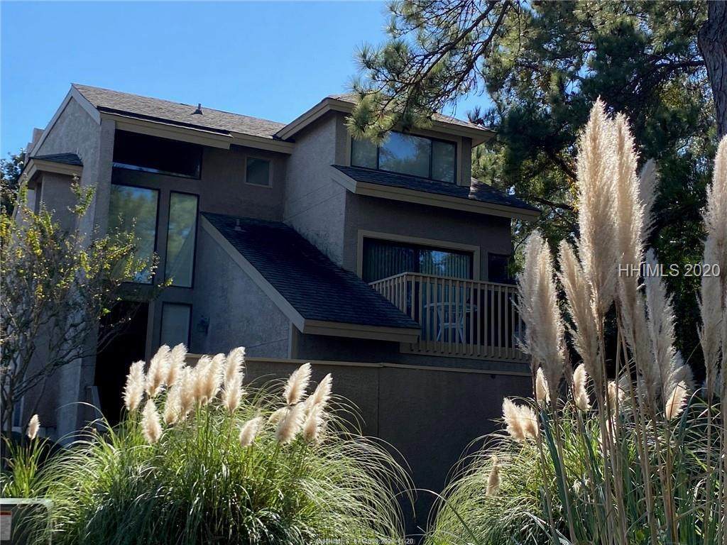 15 Braddock Cove - Photo 1