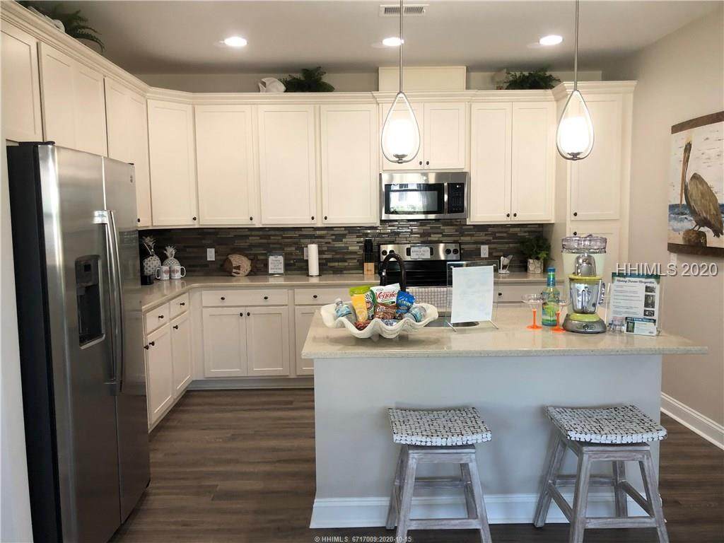 528 Landshark Boulevard - Photo 1