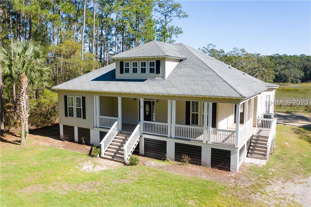 8 River Drive - Photo 1