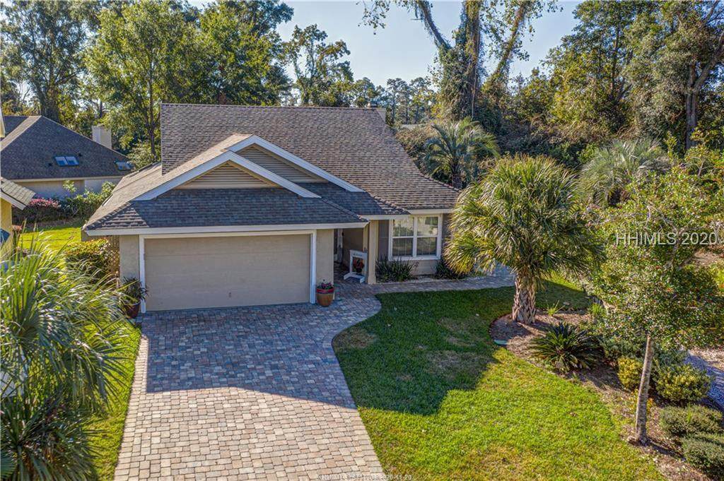 12 Royal Pointe Drive - Photo 1