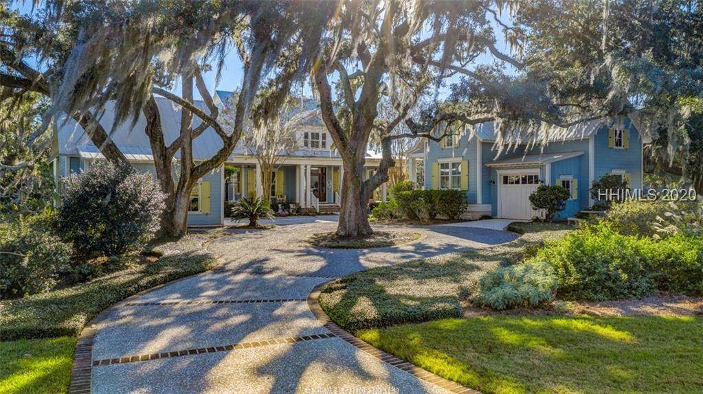 39 Old Oak Road - Photo 1