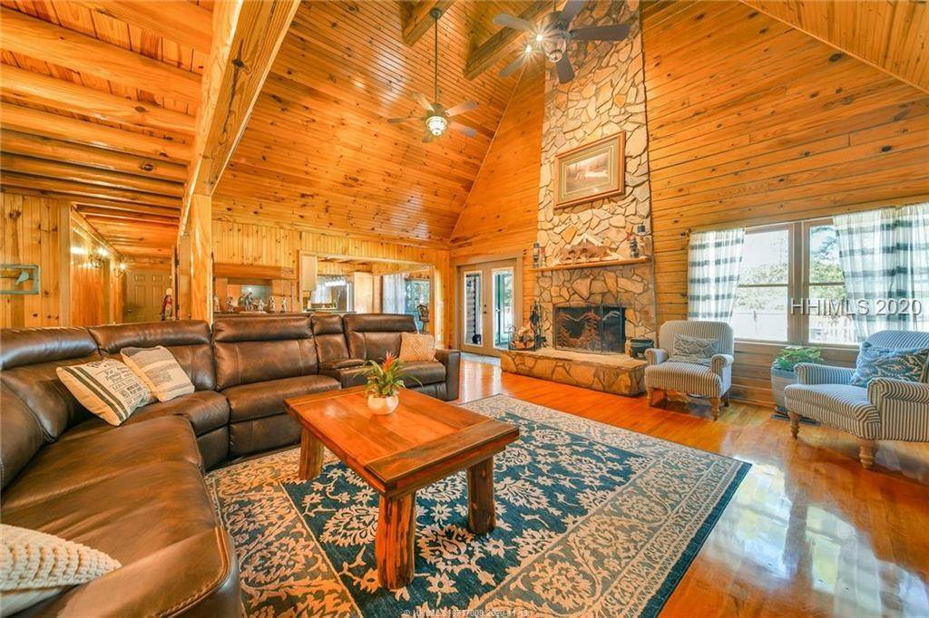 70 Meadow Drive - Photo 1
